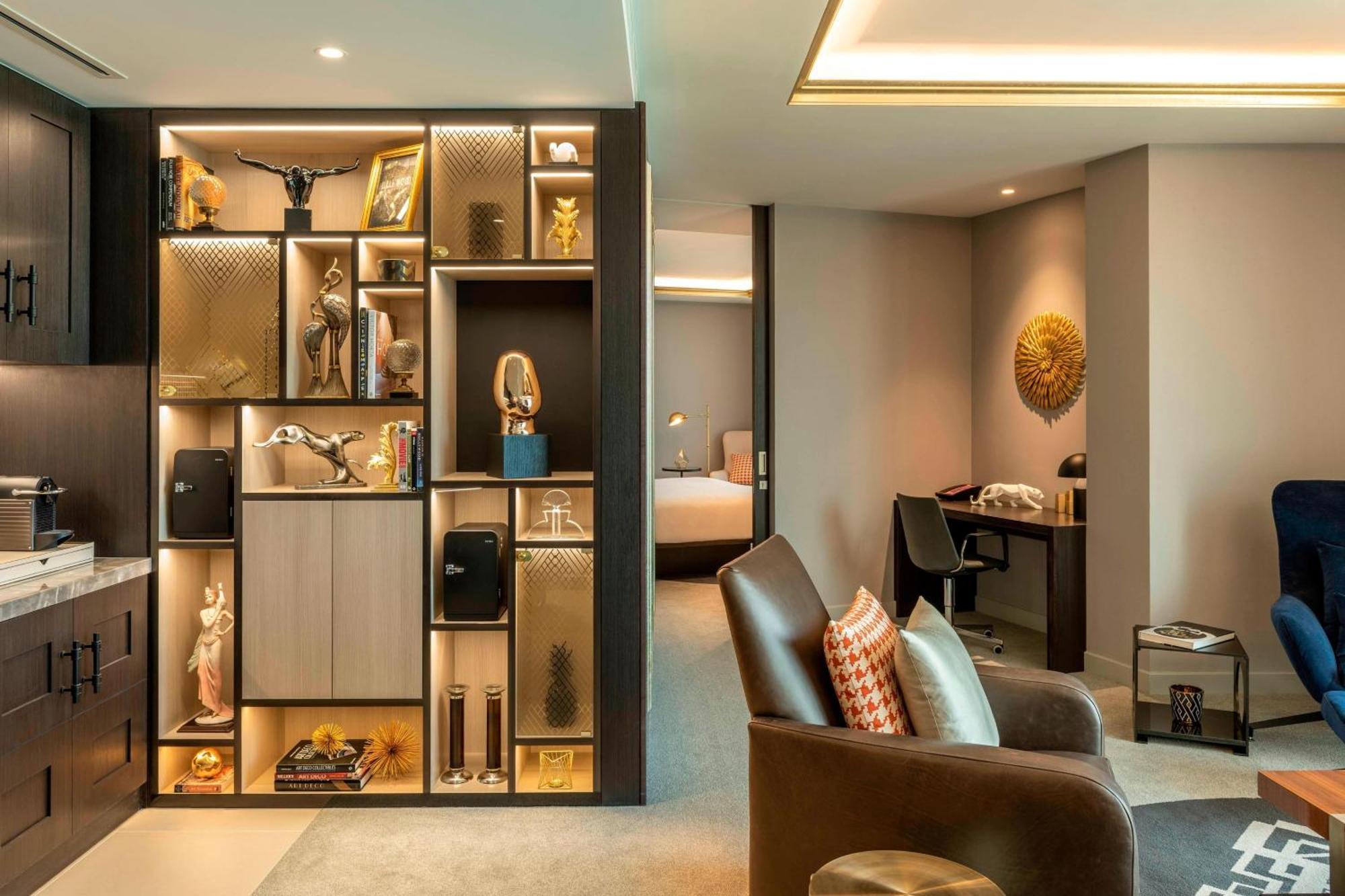 Aloft Dubai Creek Hotel Екстериор снимка