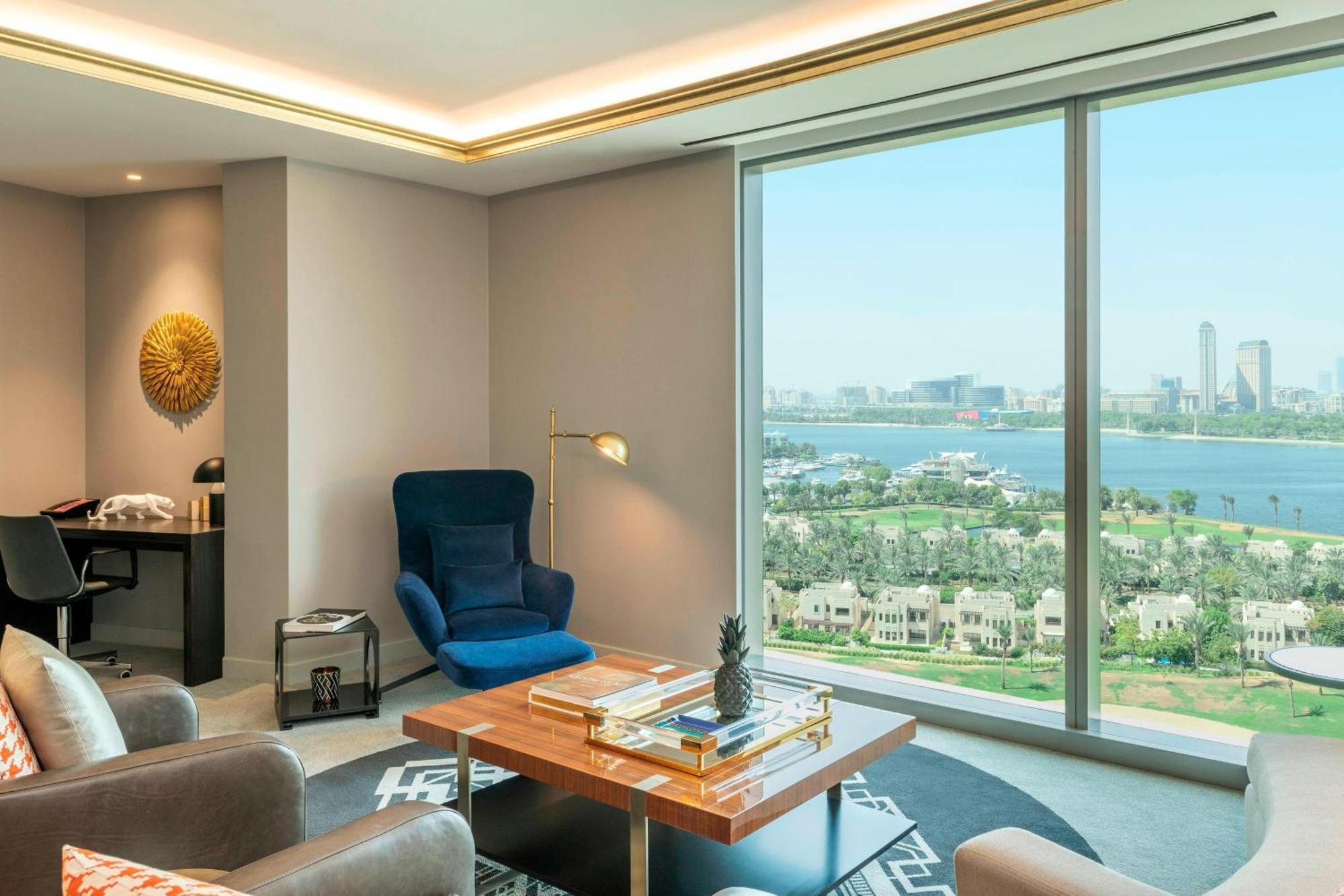 Aloft Dubai Creek Hotel Екстериор снимка